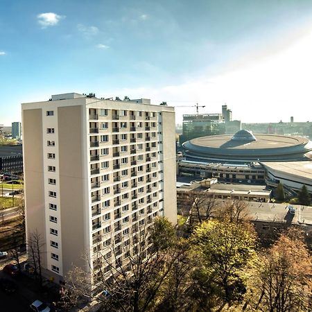 Okno Na Spodek Катовице Екстериор снимка